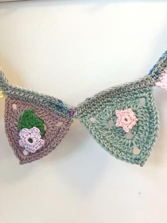 Crochet Garland - pastel flowers